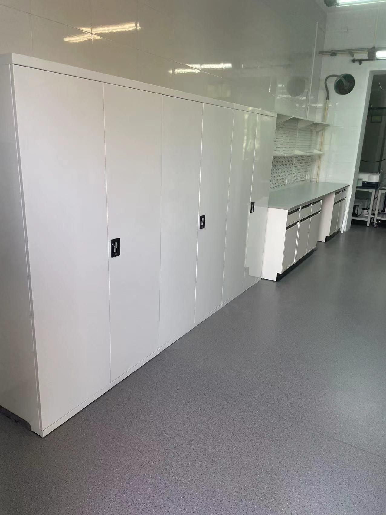 通风柜|工业安全柜|PP酸碱柜|实验家具|净化工程|手术室|实验台|药品柜|器皿柜|万向抽气罩